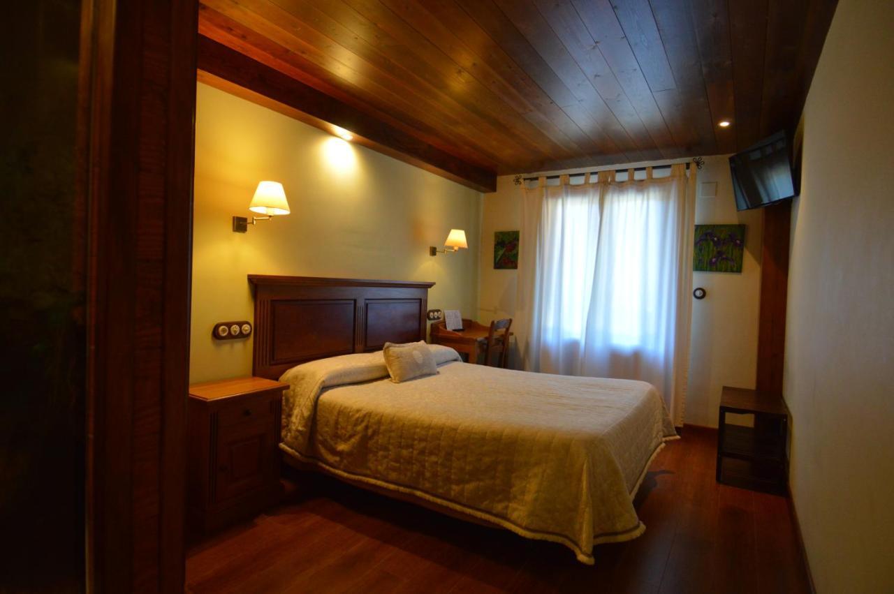 Hotel Rural El Porton De Murillo Broto Εξωτερικό φωτογραφία