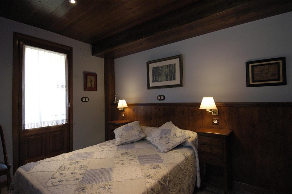 Hotel Rural El Porton De Murillo Broto Δωμάτιο φωτογραφία