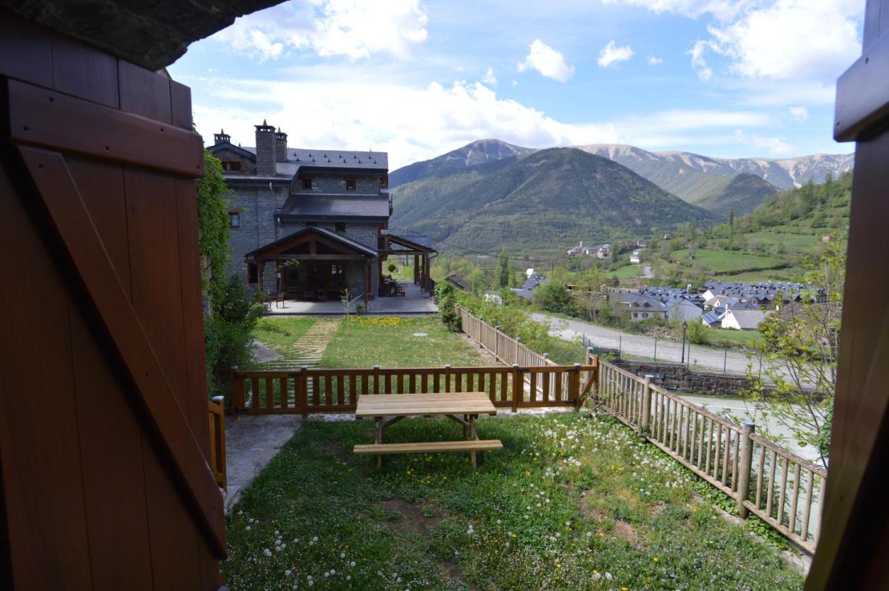Hotel Rural El Porton De Murillo Broto Εξωτερικό φωτογραφία