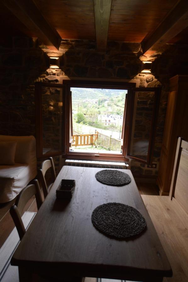 Hotel Rural El Porton De Murillo Broto Εξωτερικό φωτογραφία