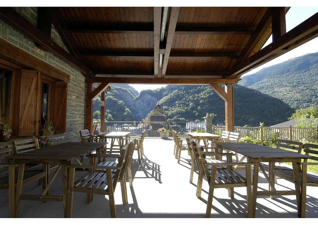 Hotel Rural El Porton De Murillo Broto Εξωτερικό φωτογραφία